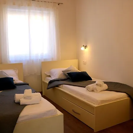Dom wakacyjny House Boris Tugare